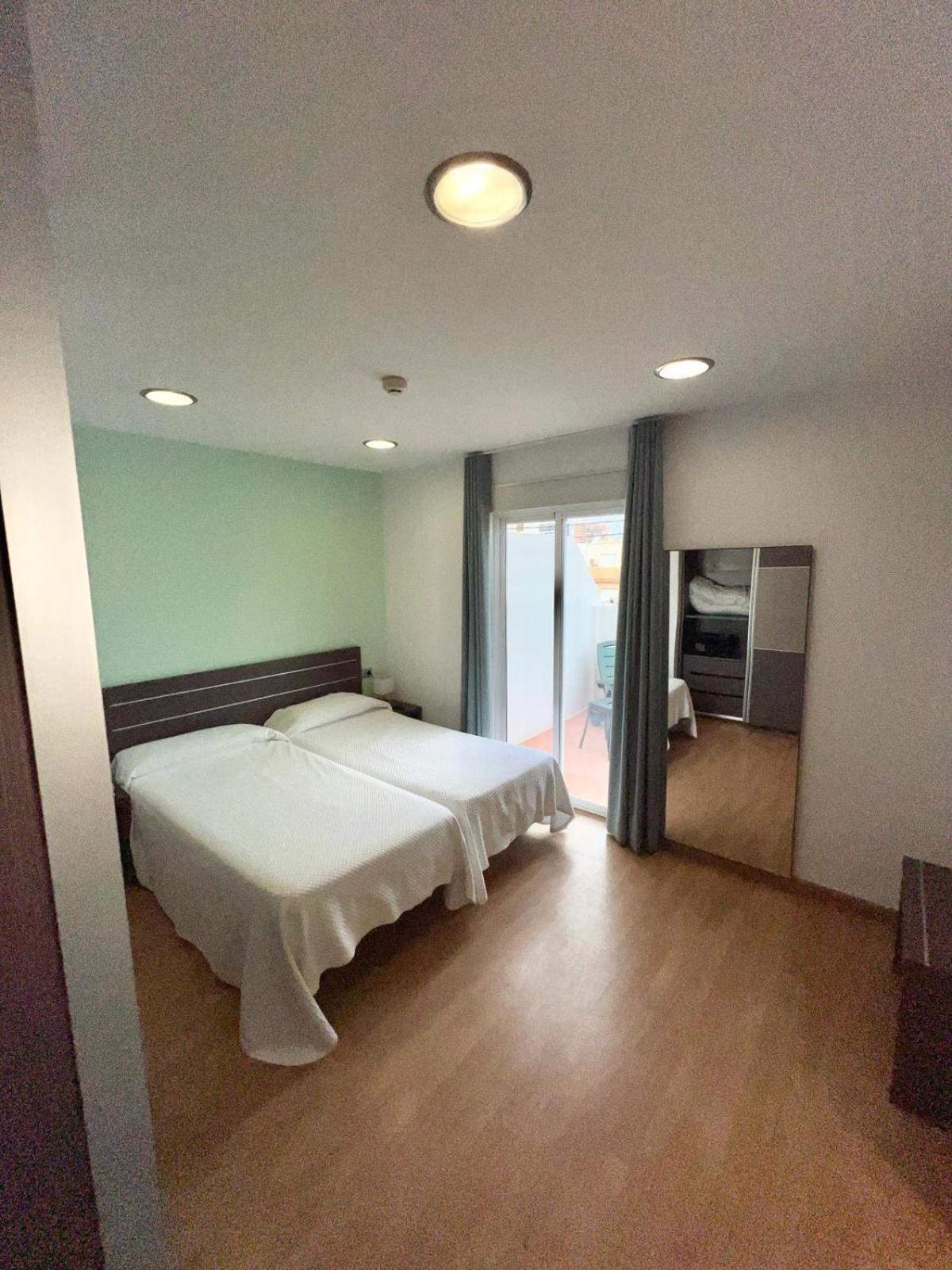 Hotel Clopy Rocamar Benidorm Dış mekan fotoğraf